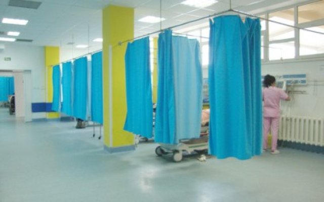 Spitalul Judeţean va începe „trierea” personalului medical: caută asistente cunoscătoare de limba engleză!